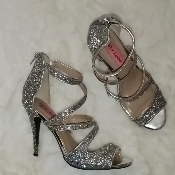 Betsey Johnson Heels - Picture 3 of 8